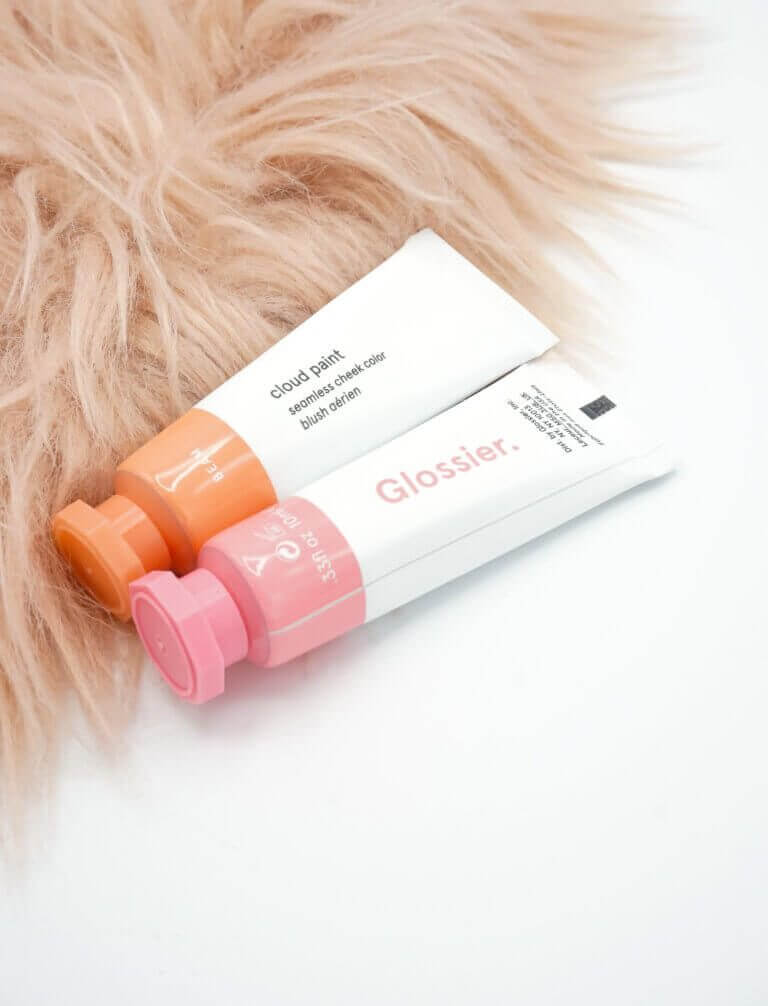 These 2 Glossier Cloud Paints Give That Effortless Cheek Color
