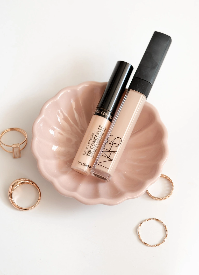 A Nars Concealer Dupe: Discover The Saem Cover Perfection