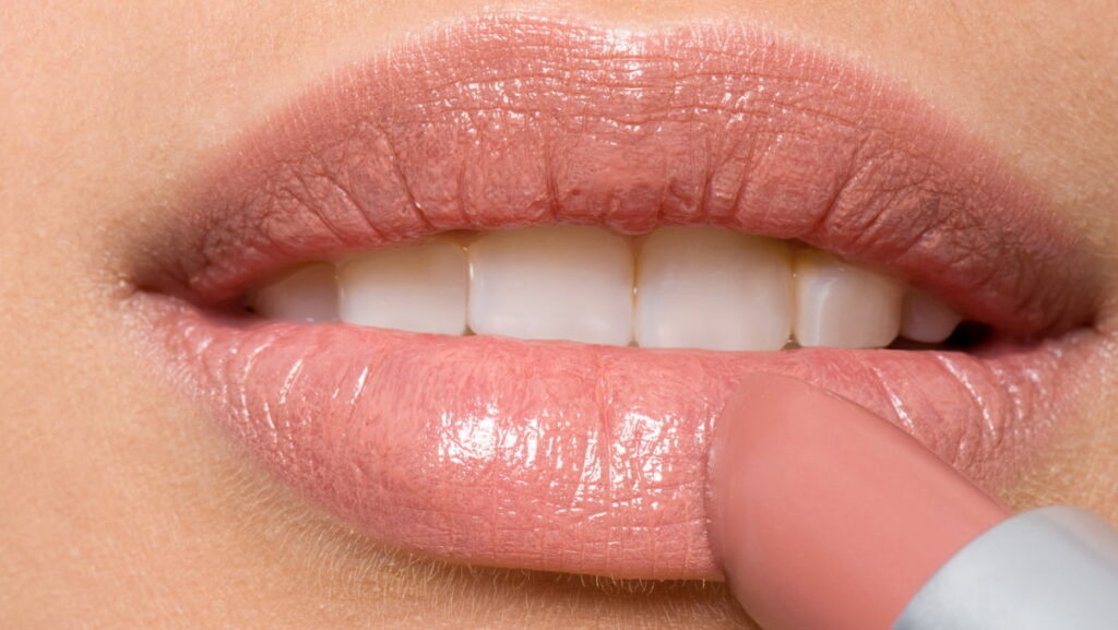 How To Apply Lipstick,  How To Apply Liquid Lipstick