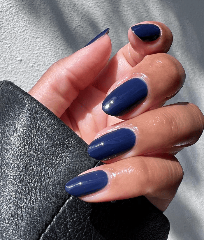 Navy Blue Winter Nails