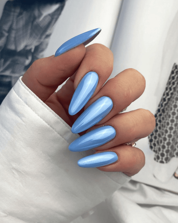 Shiny Blue Winter Nails