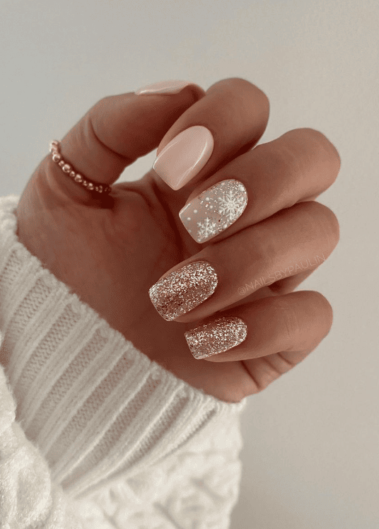 Shimmer Christmas Nails