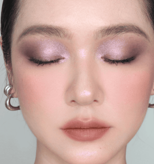 Purple Glitter Eyeshadow Style