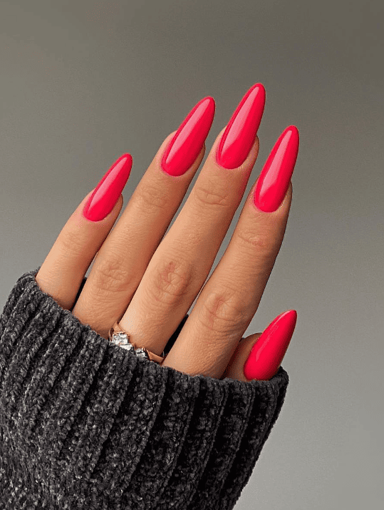 Red Nails For Winter